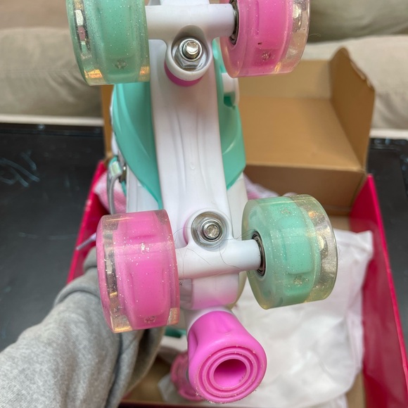 Sulifeel Kids Skates - Picture 2 of 5